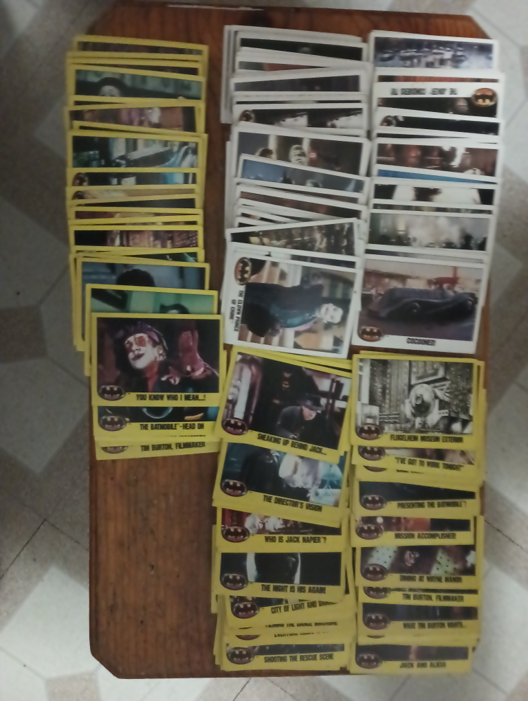 Batman 1989 Trading Cards (offer or trade )