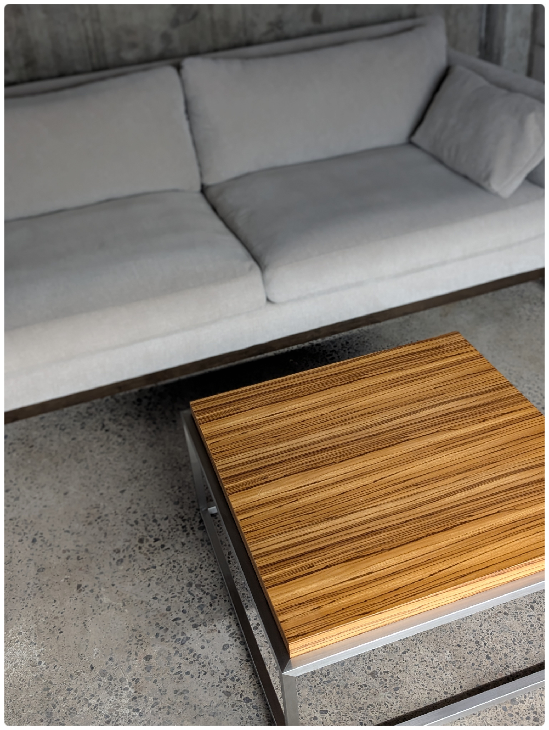 coffee table - photo 2