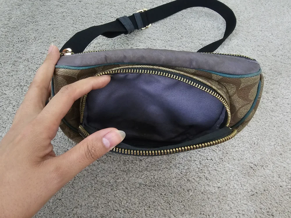 Authentic Coach Belt Bag image indicator(8)