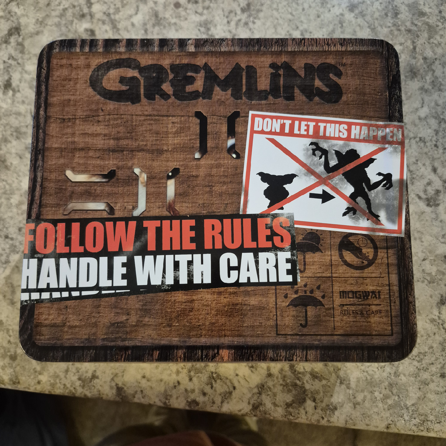 Gremlins Mogwai Metal Lunch Box - photo 2