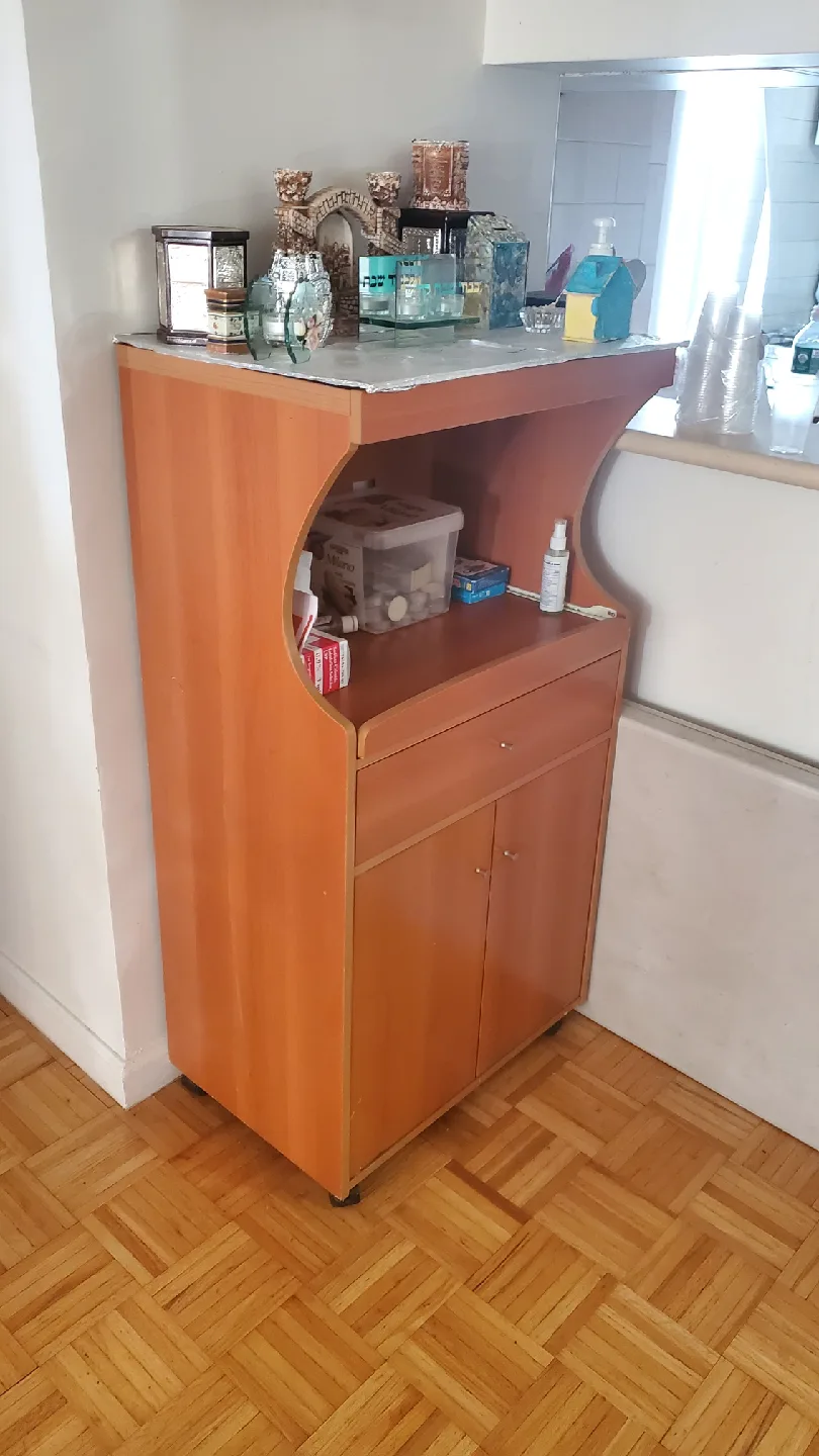 Wooden Kitchen Cabinet image indicator(3)