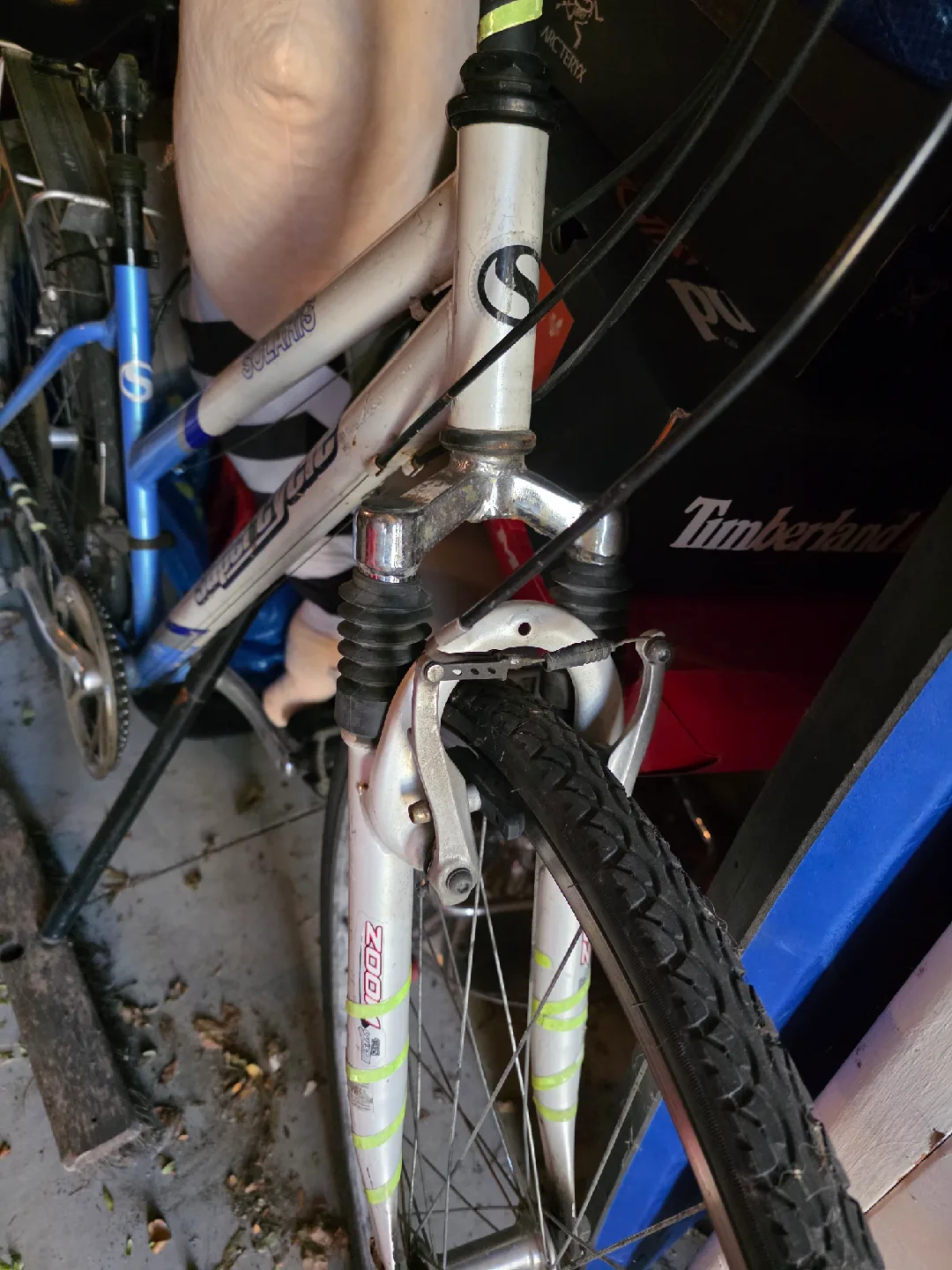 Supercycle Solaris Bike - Blue/Silver image indicator(4)