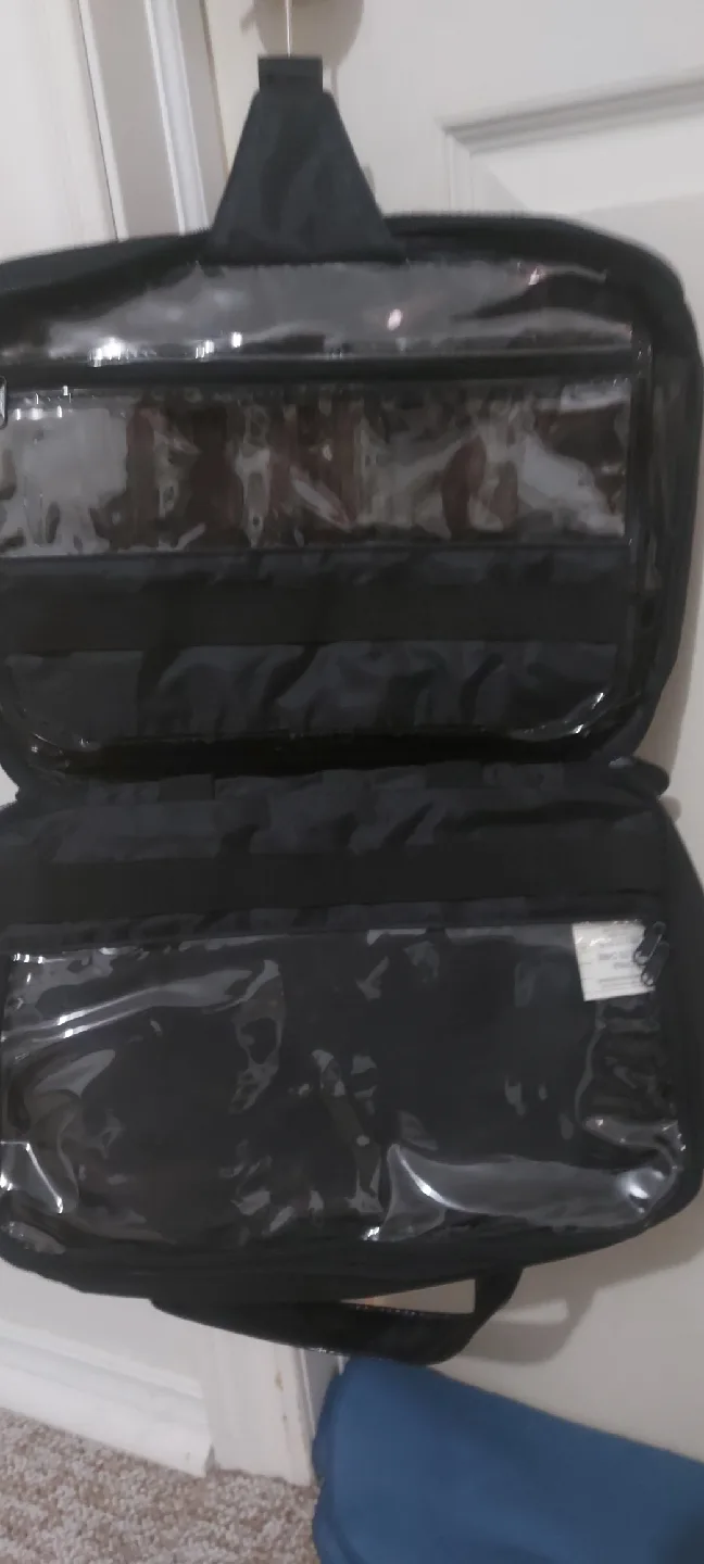 Black Hanging Travel Toiletry Bag image indicator(3)