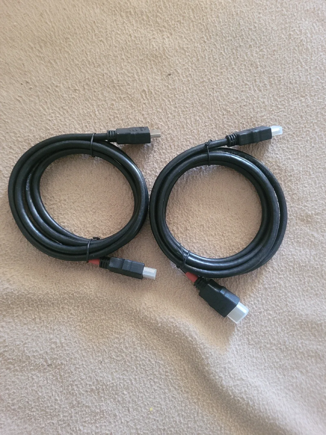 Two Black HDMI Cables🎃 thumbnail