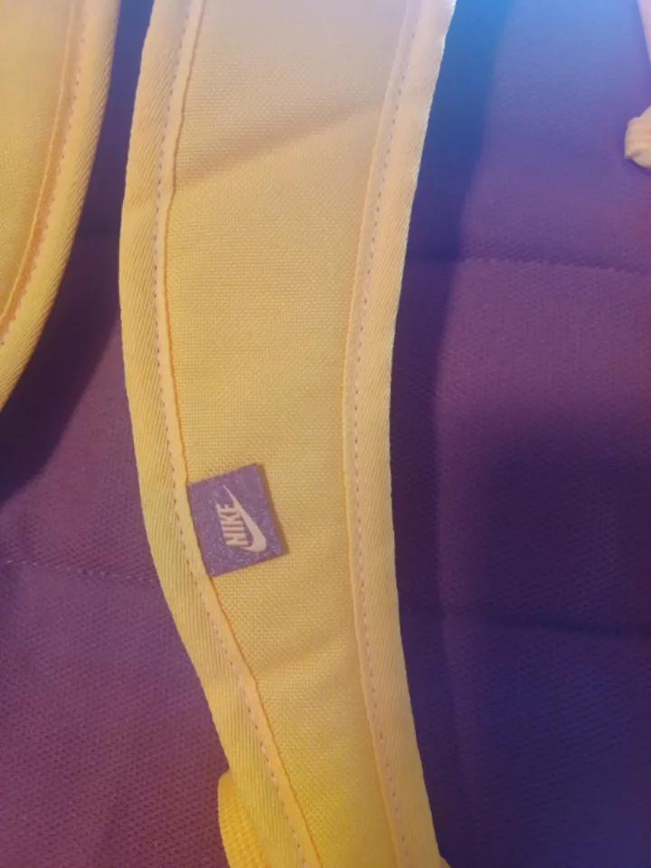 nike Elemental Backpack teal or yellow image indicator(7)