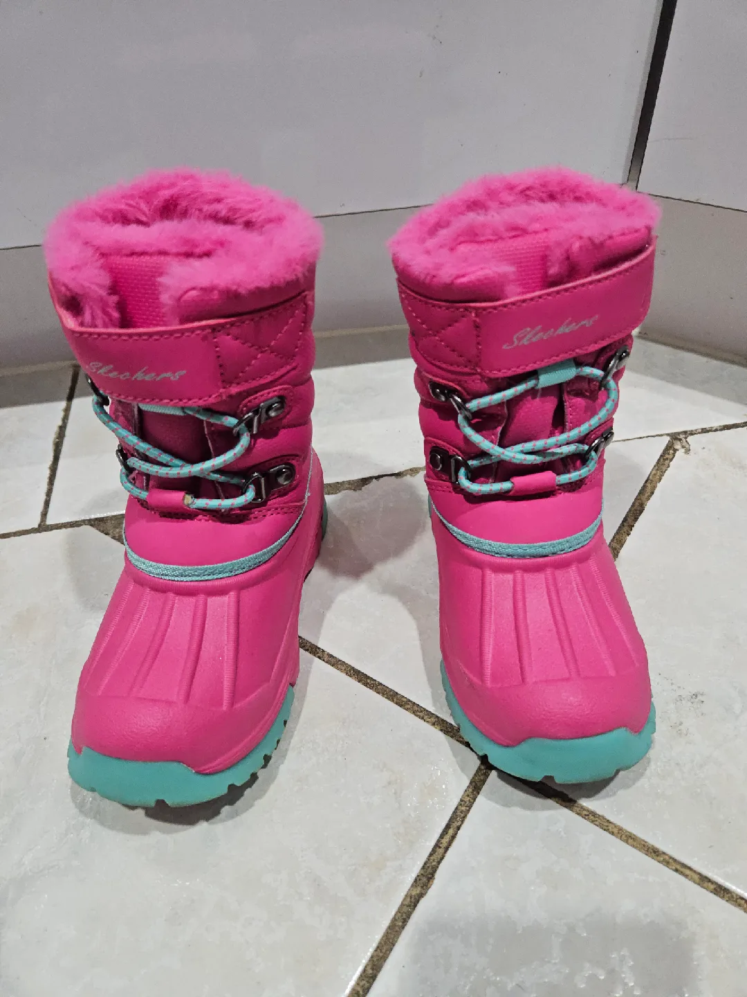 Skechers Pink Toddler  girl Snow Boots - Size 8 image indicator(3)