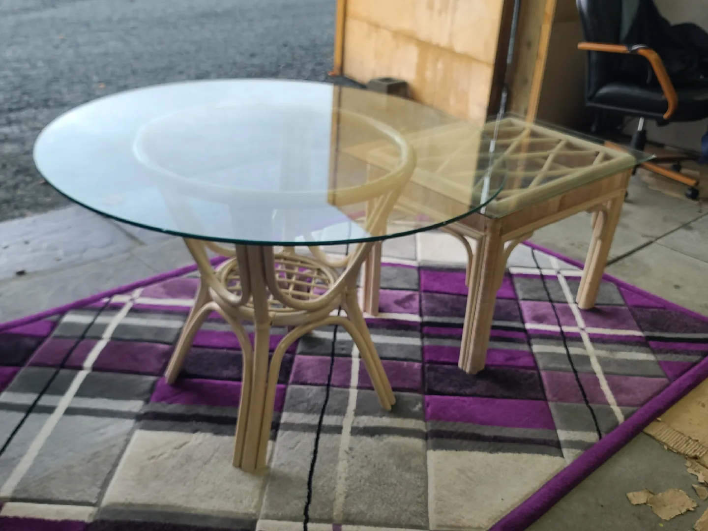 Rattan Side Table with Glass Top image indicator(4)
