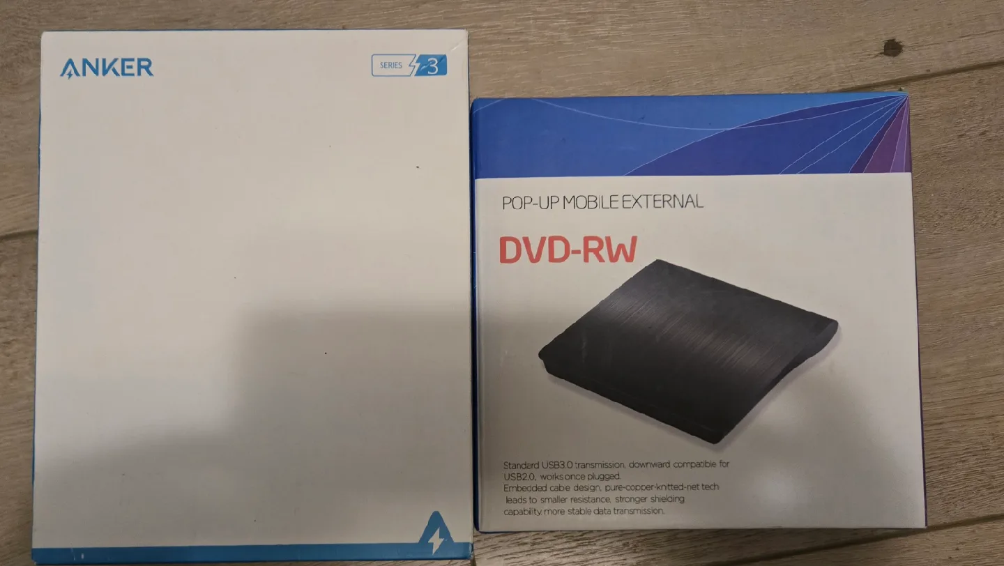 Anker 335 Charger & Pop-Up Mobile External DVD-RW image indicator(2)