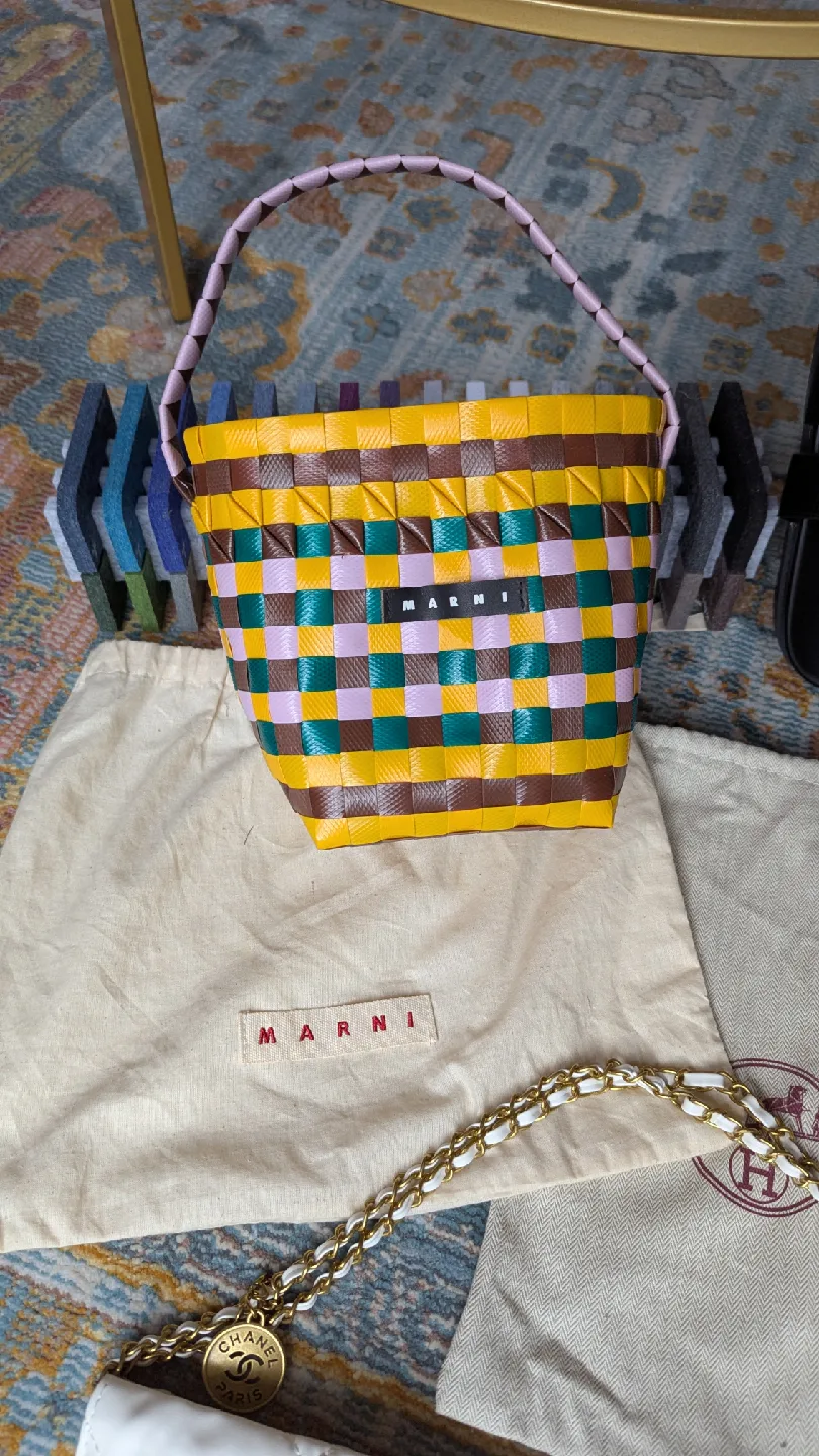 marni bucket bag thumbnail