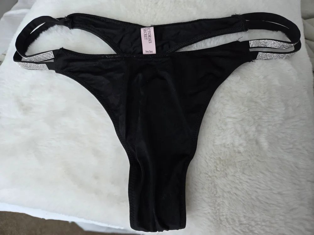 undies image indicator(10)