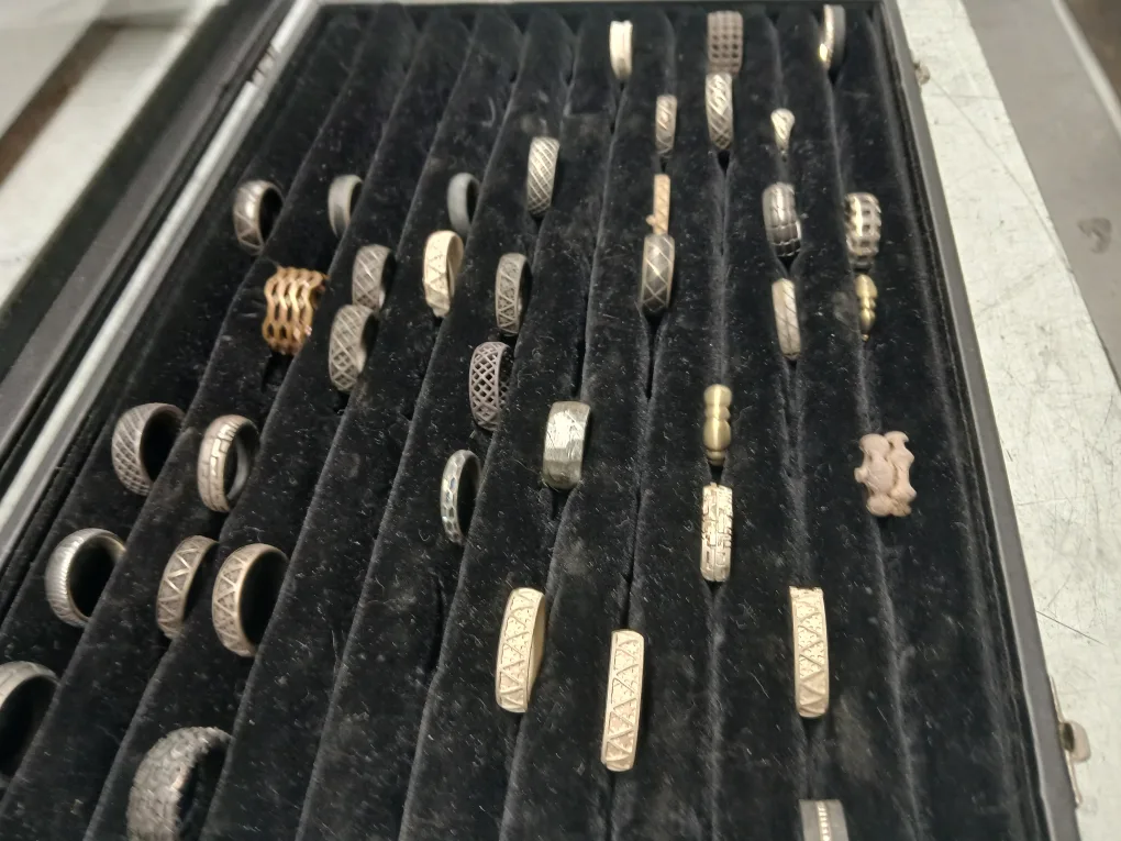 Variety of Rings image indicator(6)