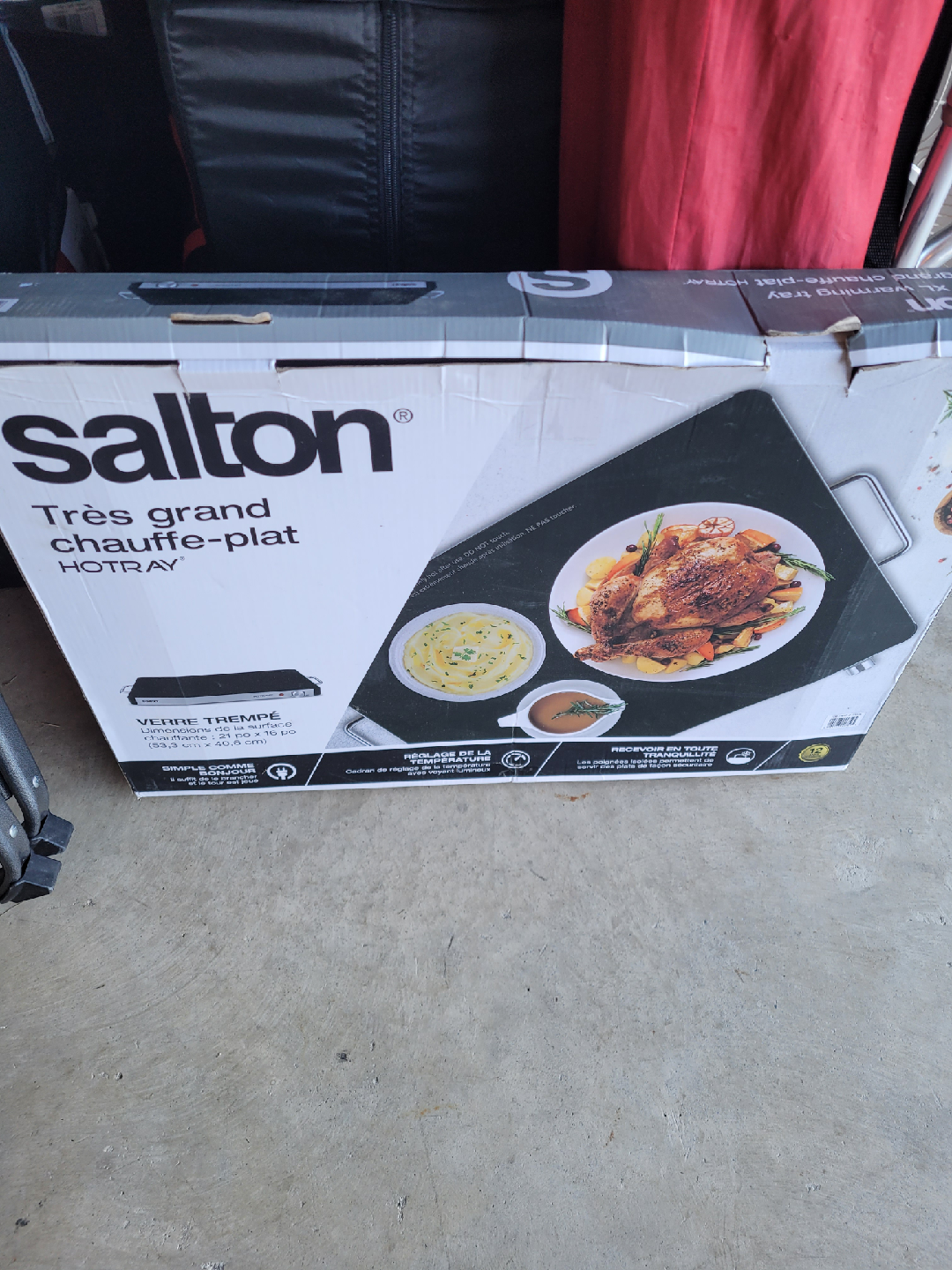 Salton HOTRAY XL Warming Tray - Brand New in Box!