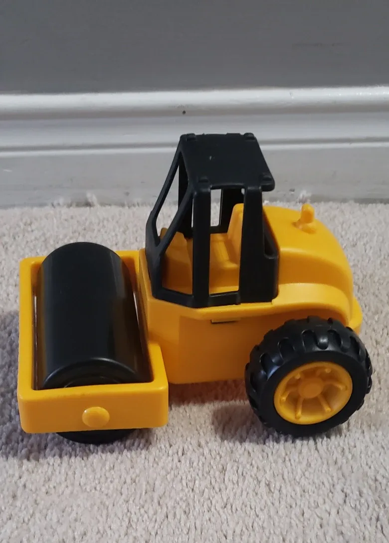 Caterpillar Yellow Toy Road Roller image indicator(2)