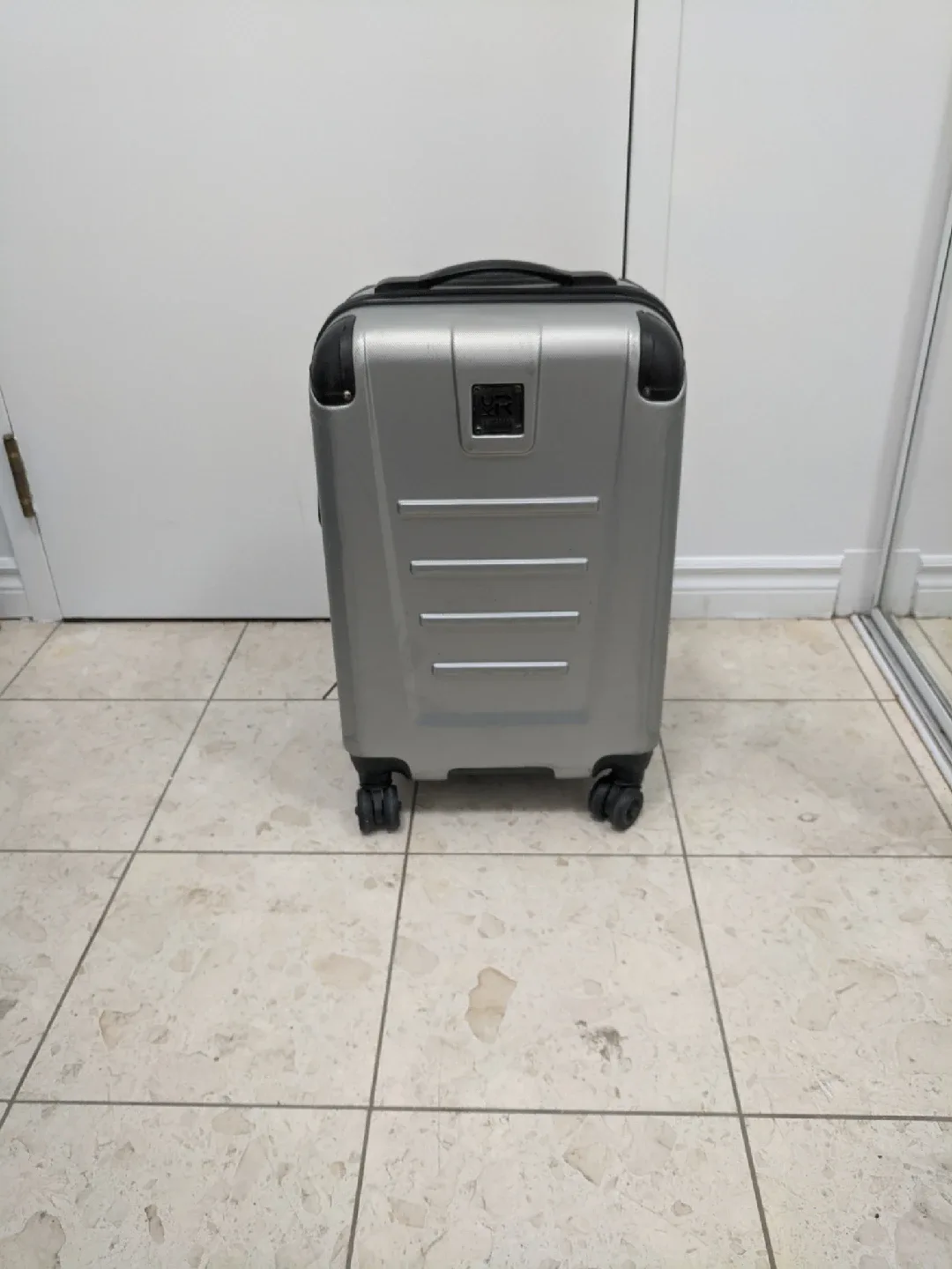 Heys Carry-On Luggage - Silver thumbnail