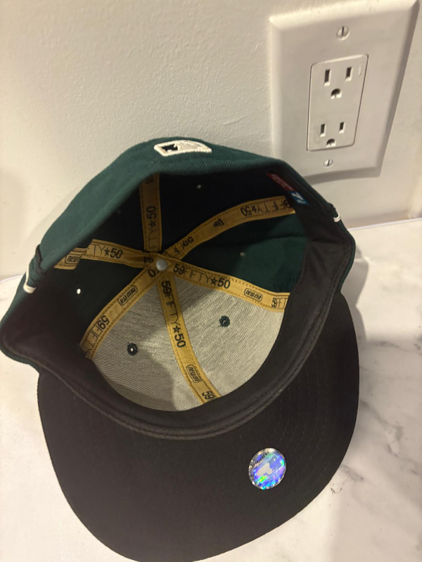 New Era NY Yankees 59FIFTY Hat - Size 7 4/8 - photo 2