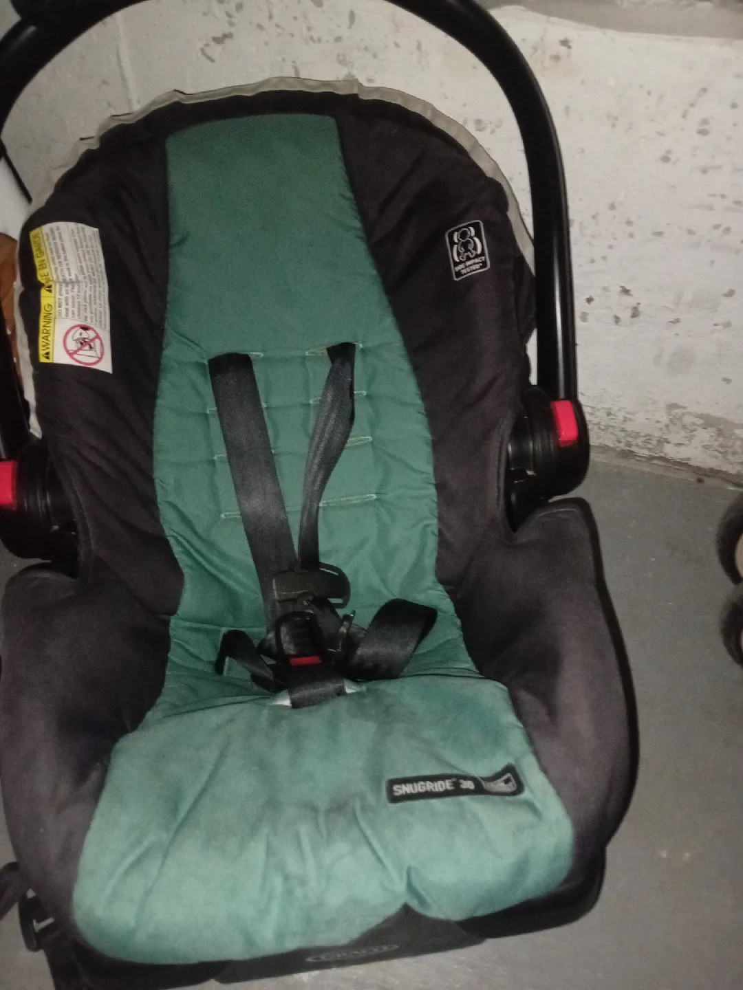 Graco SnugRide 30 Infant Car Seat - Green image indicator(2)