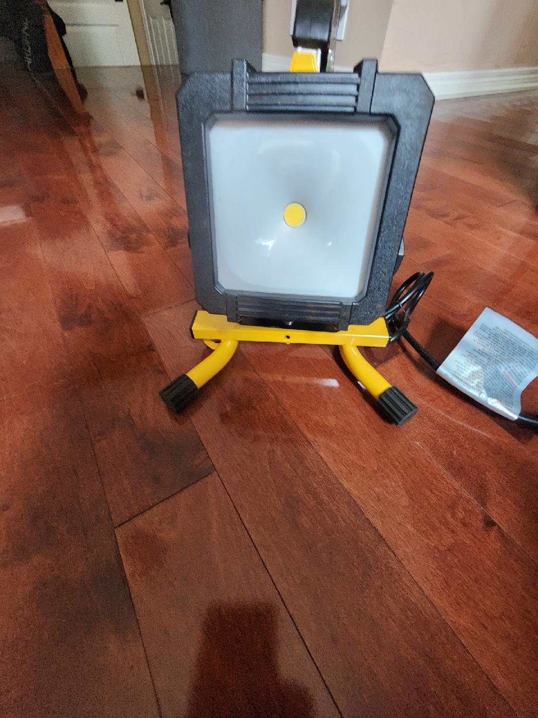 Portable Work Light– Bright, Durable & Energy Efficient
