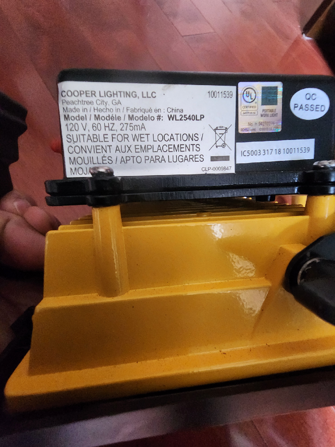 Portable Work Light– Bright, Durable & Energy Efficient - photo 2