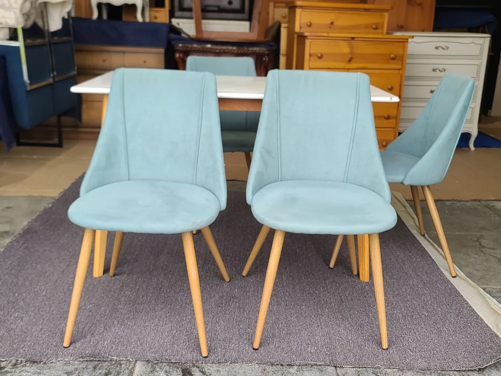 MODERN DINETTE TABLE WITH 4 FABRIC TUBE CHAIRS image indicator(5)