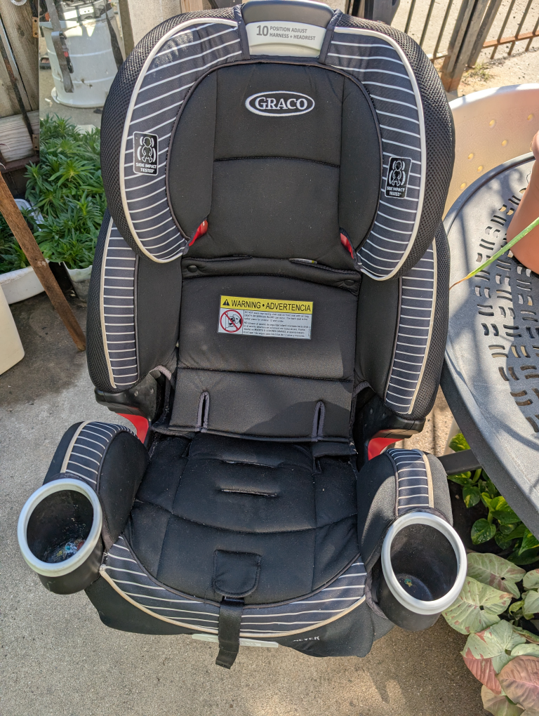 Graco Car Seat 🧡