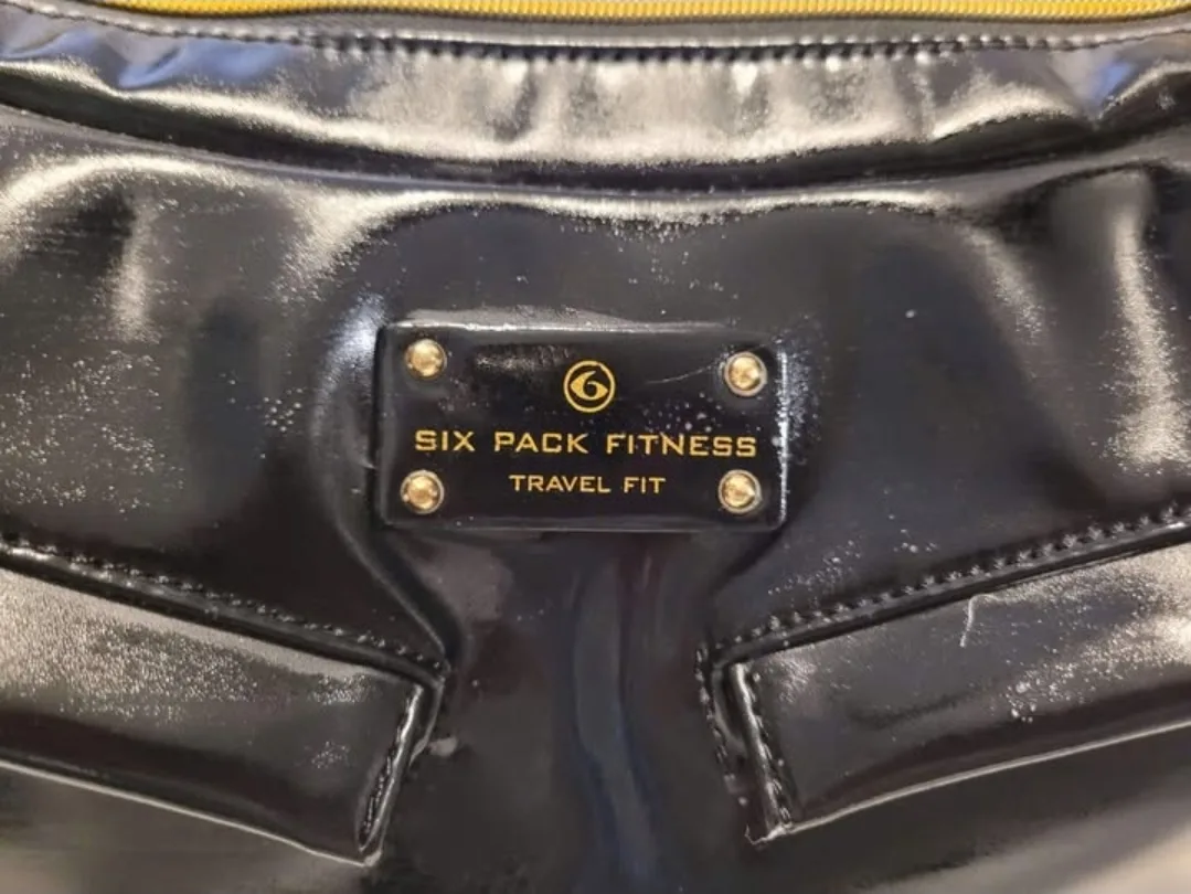 Six Pack Fitness Travel Fit Black Bag image indicator(2)