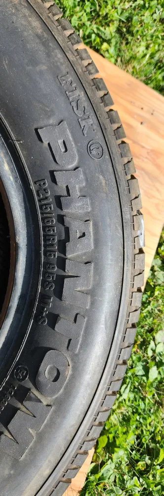 Phantom Radial SRX P215/65R15 95S M+S Tire image indicator(3)