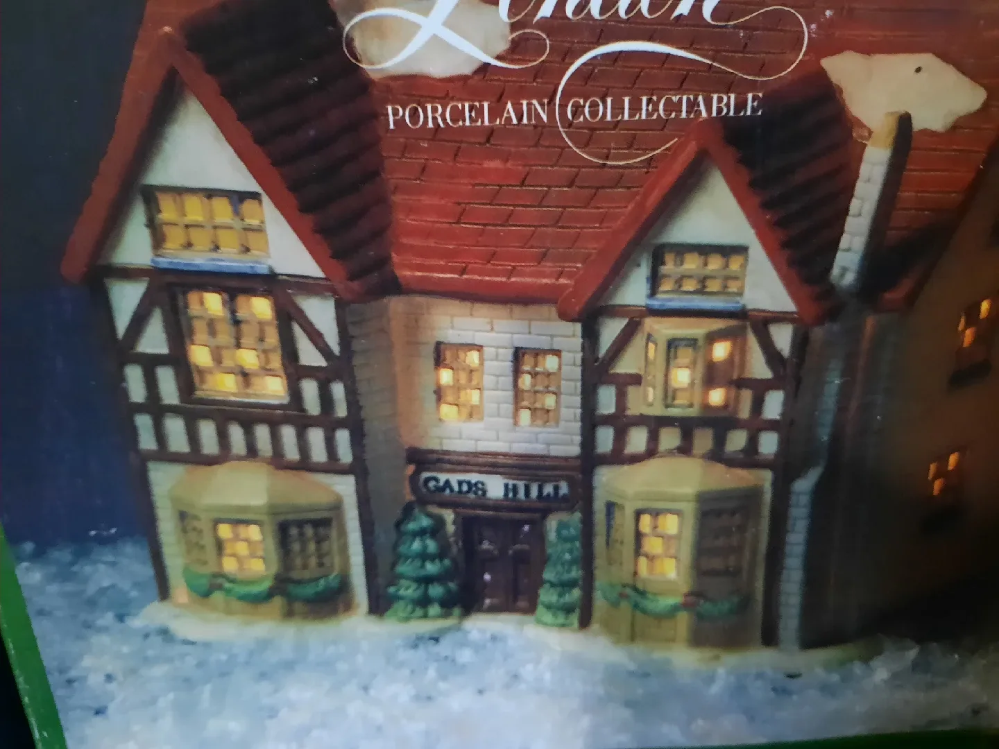 Dickens of London Porcelain Collectable Buildings image indicator(2)