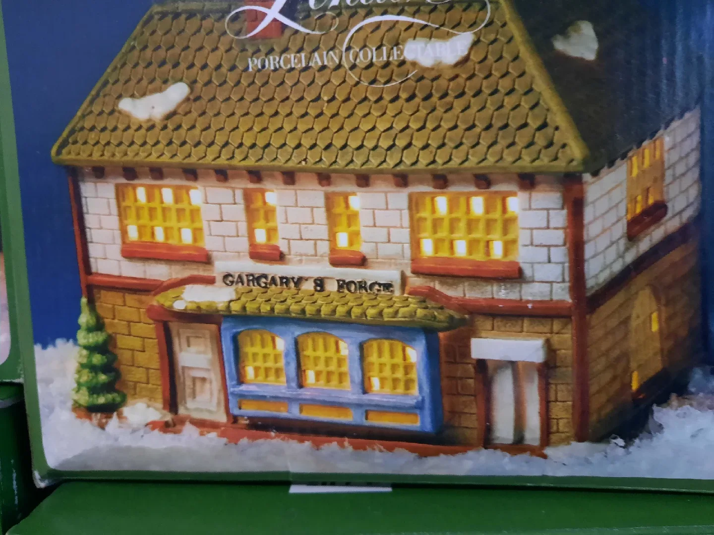 Dickens of London Porcelain Collectable Buildings image indicator(5)