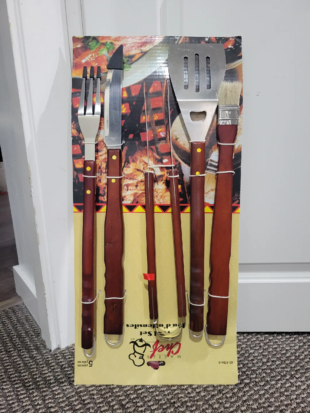 Chef Master 5-Piece BBQ Tool Set - New image indicator(2)