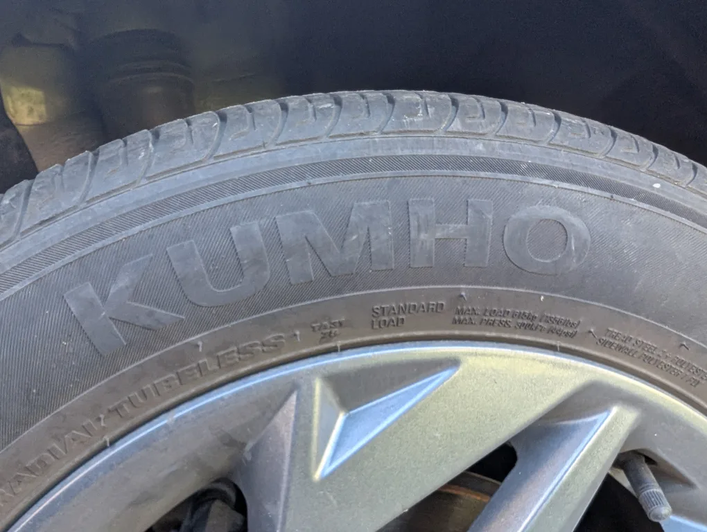 Kumho Solus TA31 Tire - 205/55R16 91H image indicator(3)