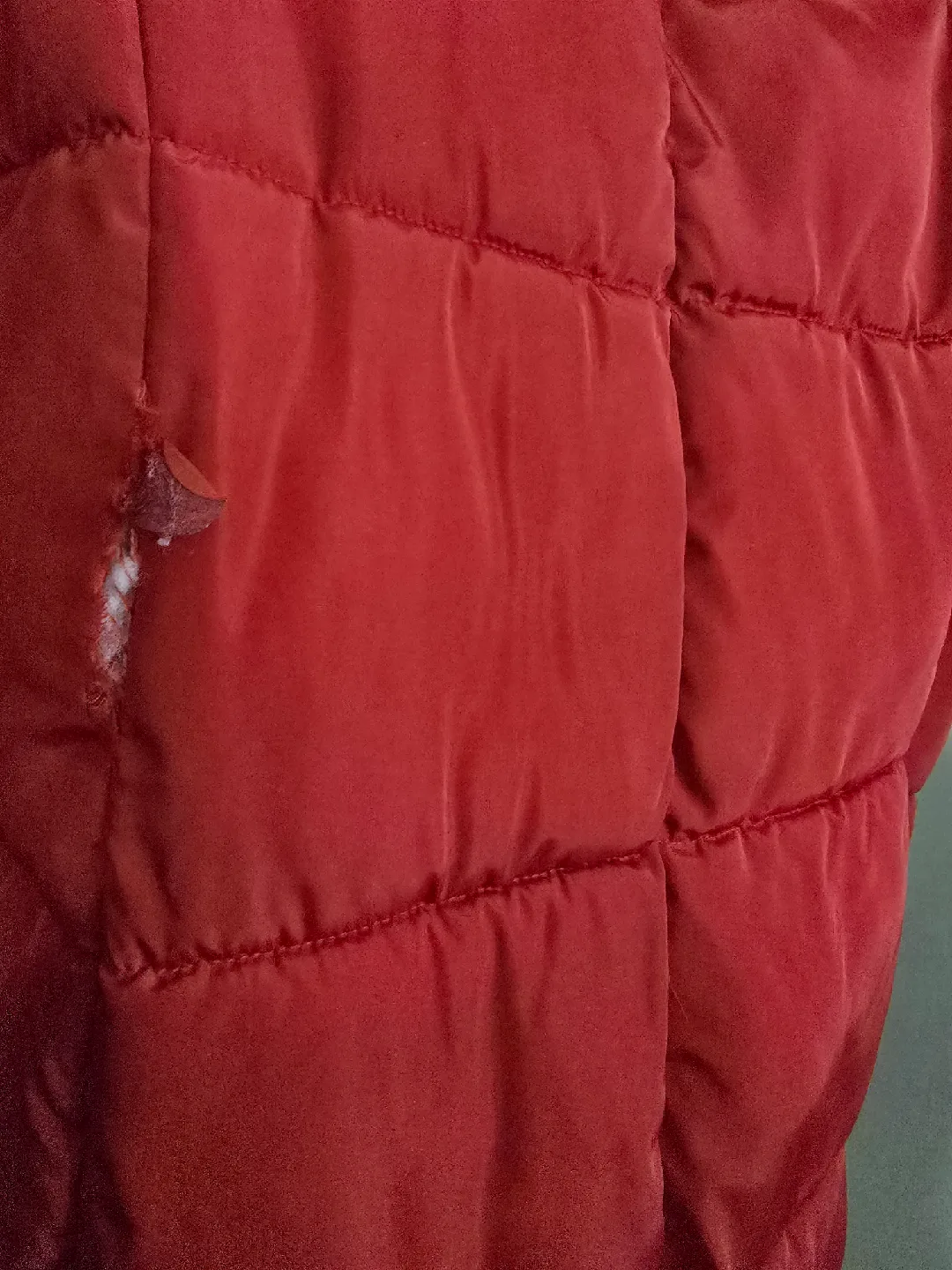 Red Puffer Coat image indicator(2)