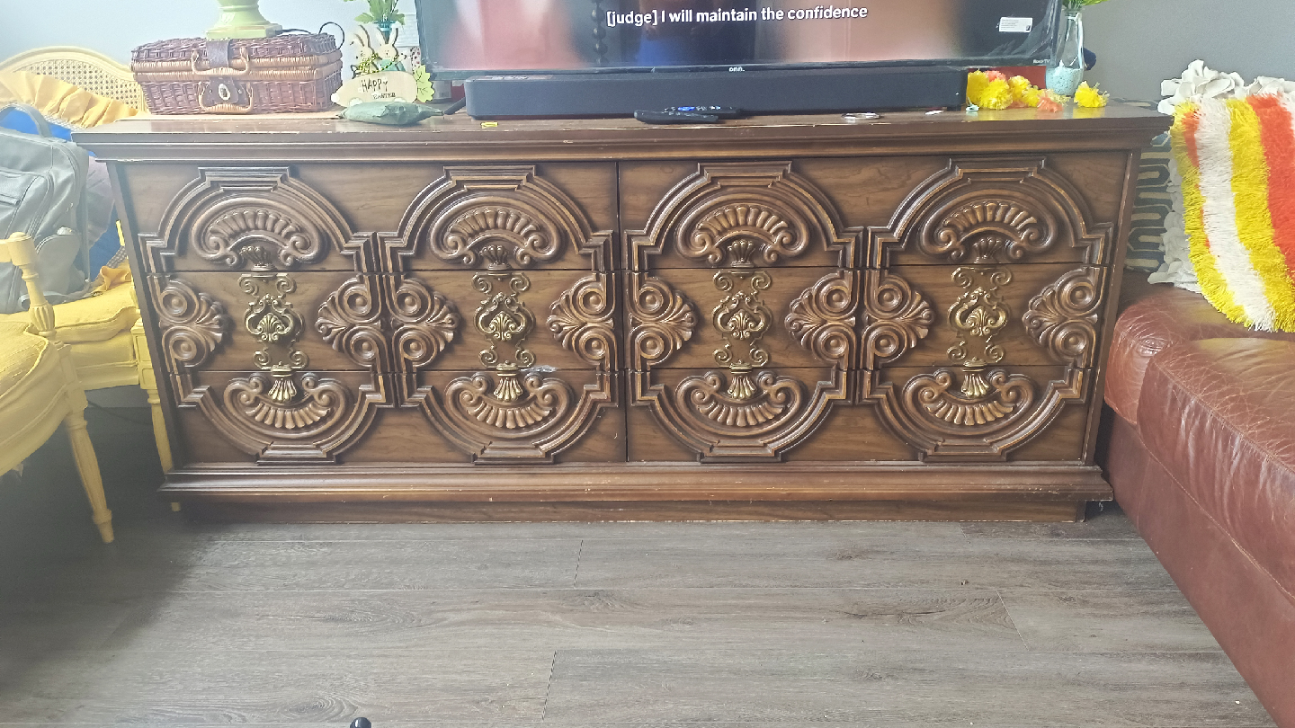Vintage Brown Wood Dresser - photo 3