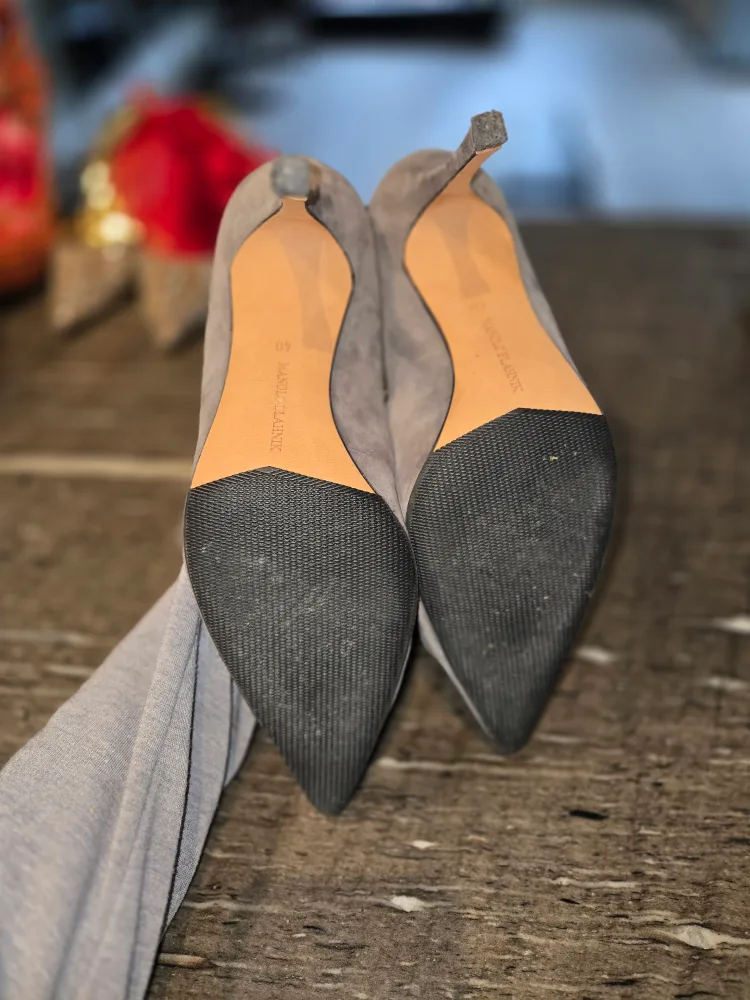 Manolo Blahnik Grey Suede Heels image indicator(5)