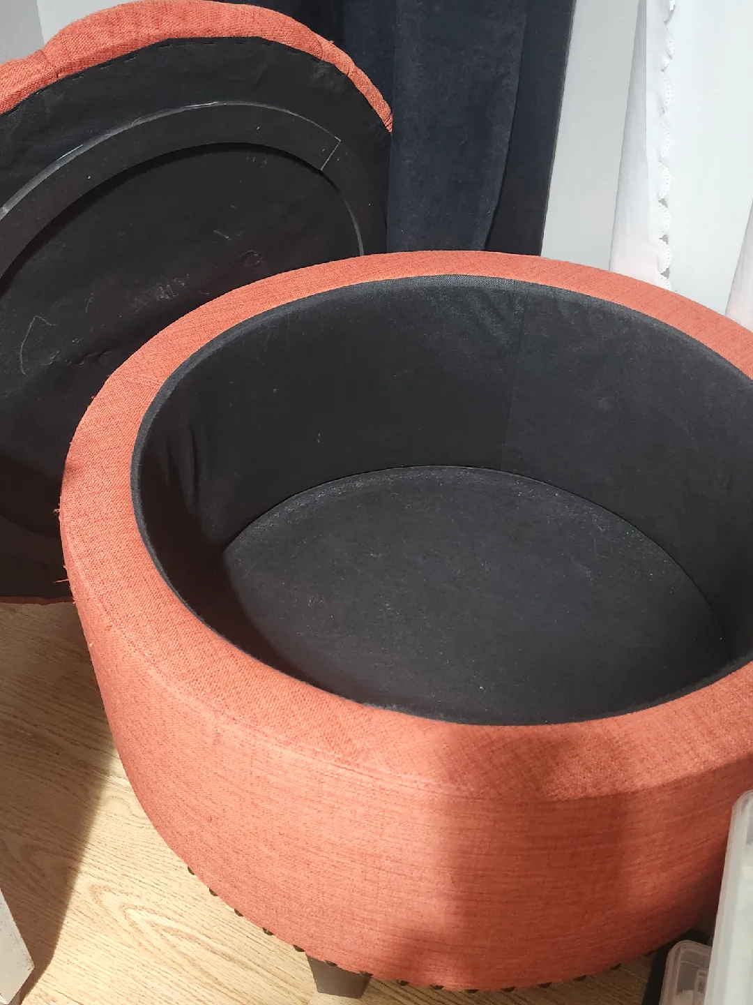 Like New Storage Ottoman image indicator(4)