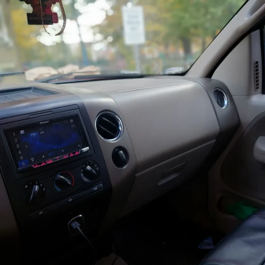 Ford F-150 Truck image indicator(10)