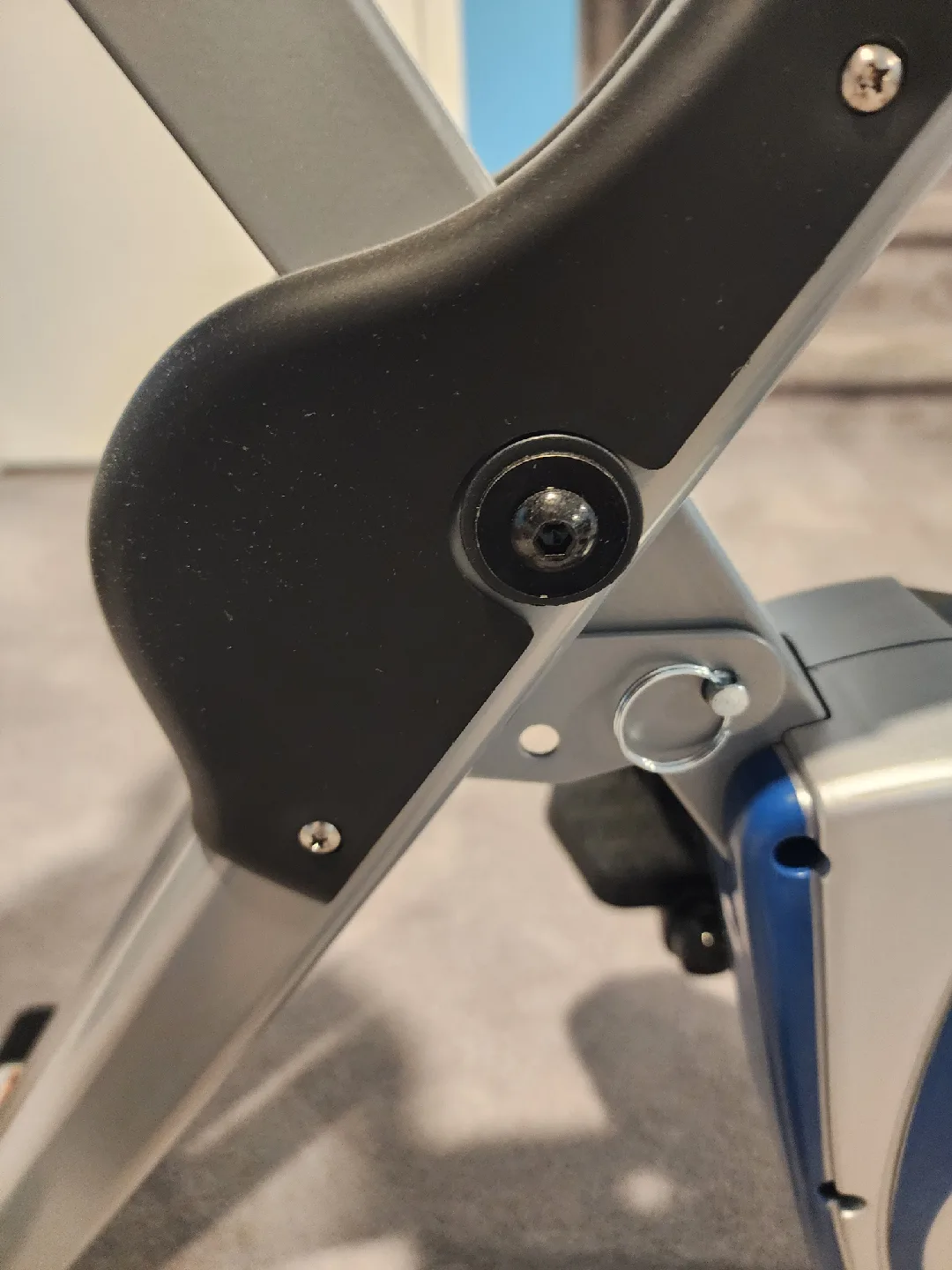 Xterra Fitness Foldable Exercise Bike image indicator(8)