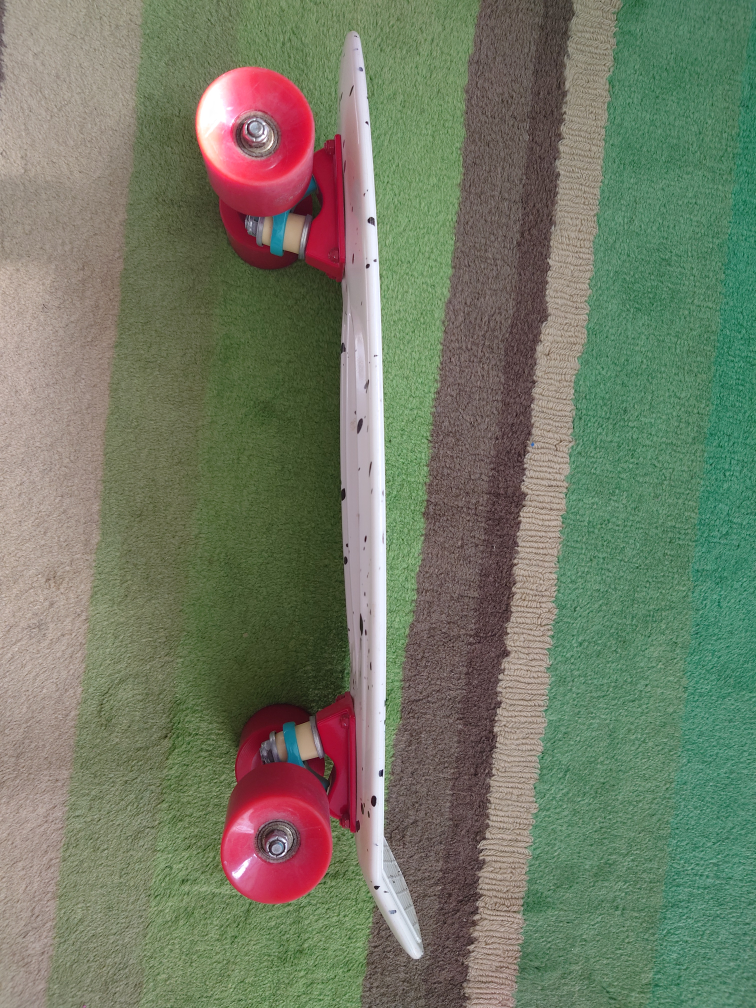 Hype Cruiser Skateboard - White/Red