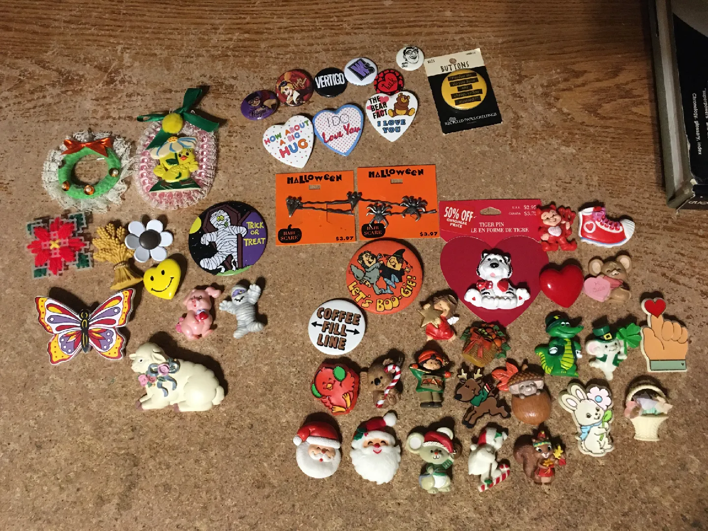 Lot of 47 pins buttons metal hair pins Hallmark Halloween
