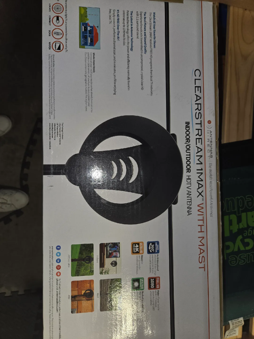 ClearStream 1MAX Indoor/Outdoor HDTV Antenna with Mast image indicator(2)