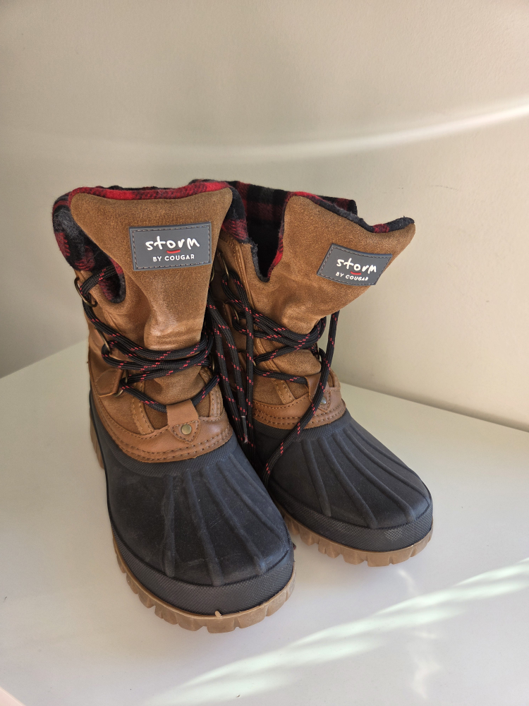 Cougar Storm winter Boots - Size 9(260cm)