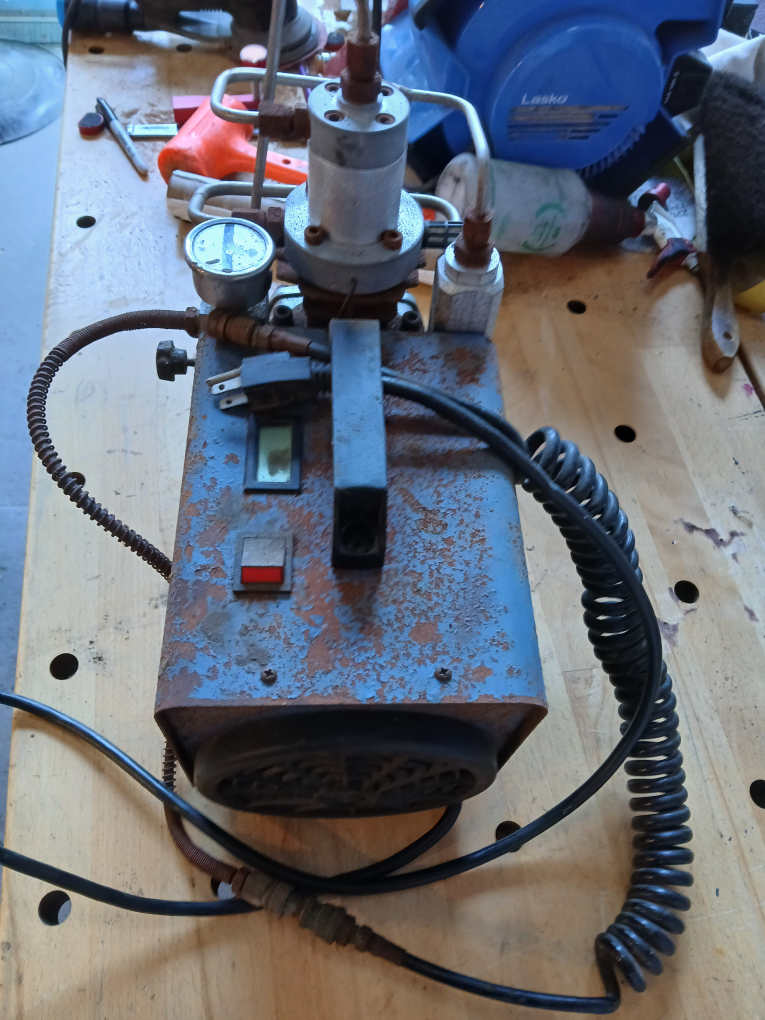Yong Heng Air Pump - photo 4