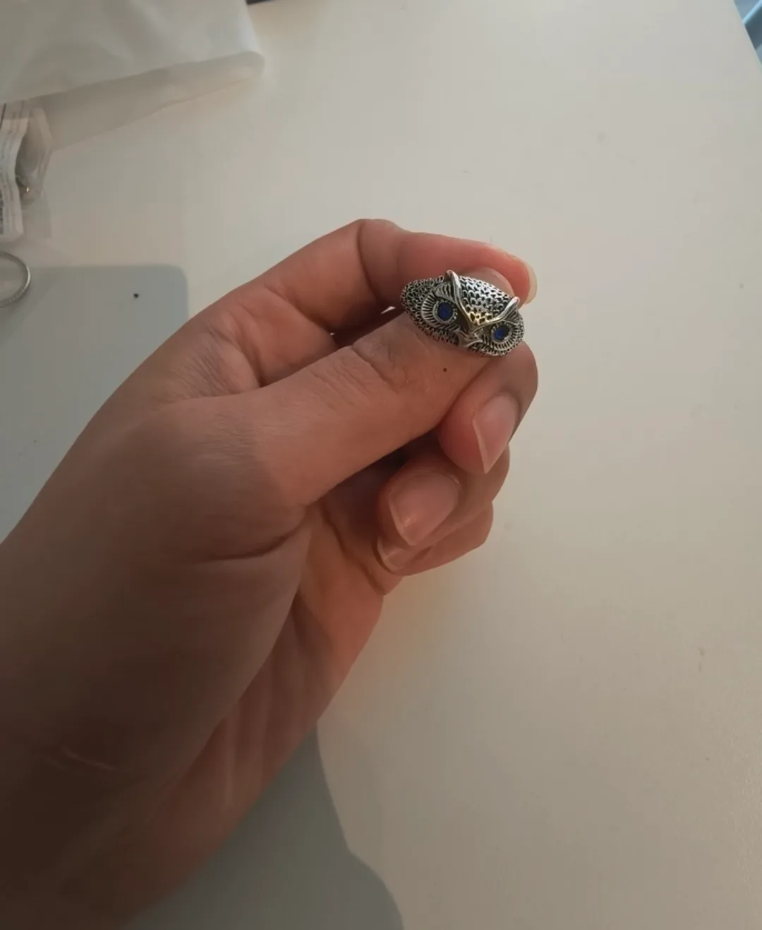925 Sterling Silver Owl Ring with Blue Eyes Unisex image indicator(4)