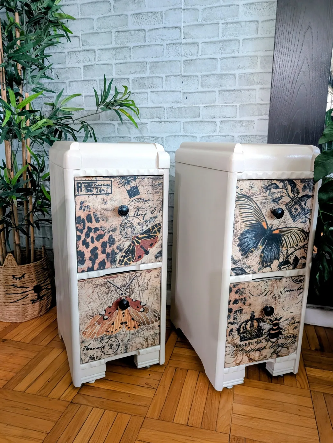 Nightstands - Art Deco 1930s image indicator(2)