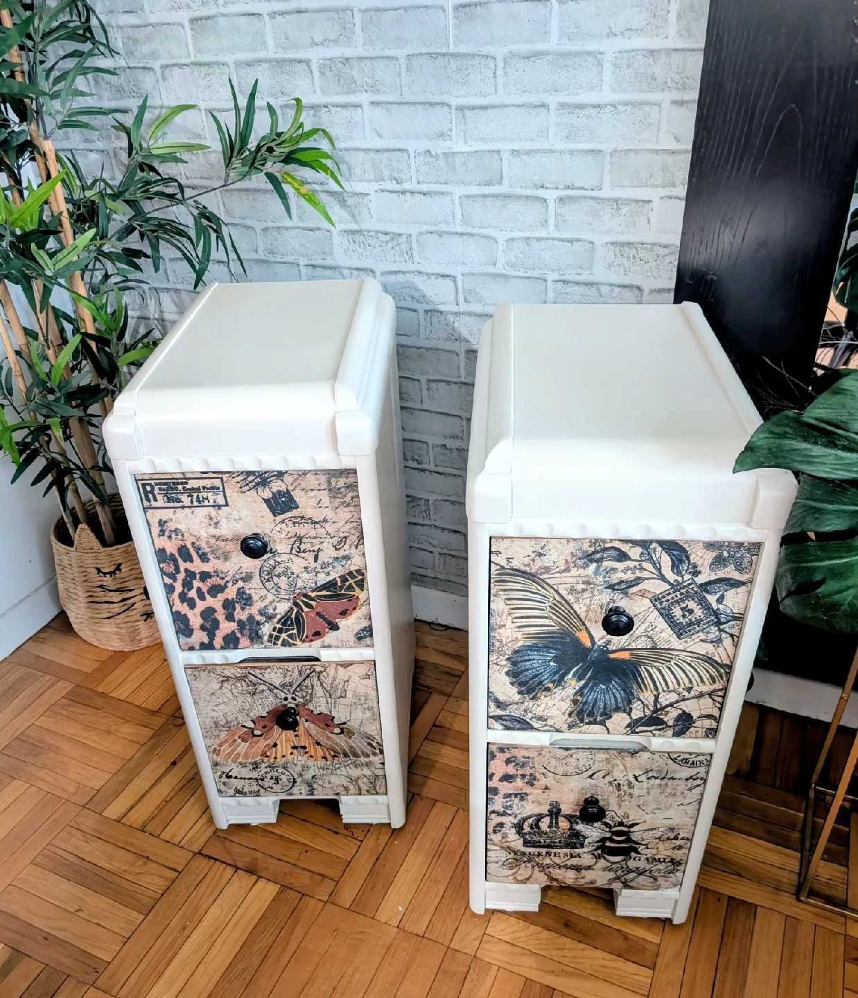 Nightstands - Art Deco 1930s image indicator(4)