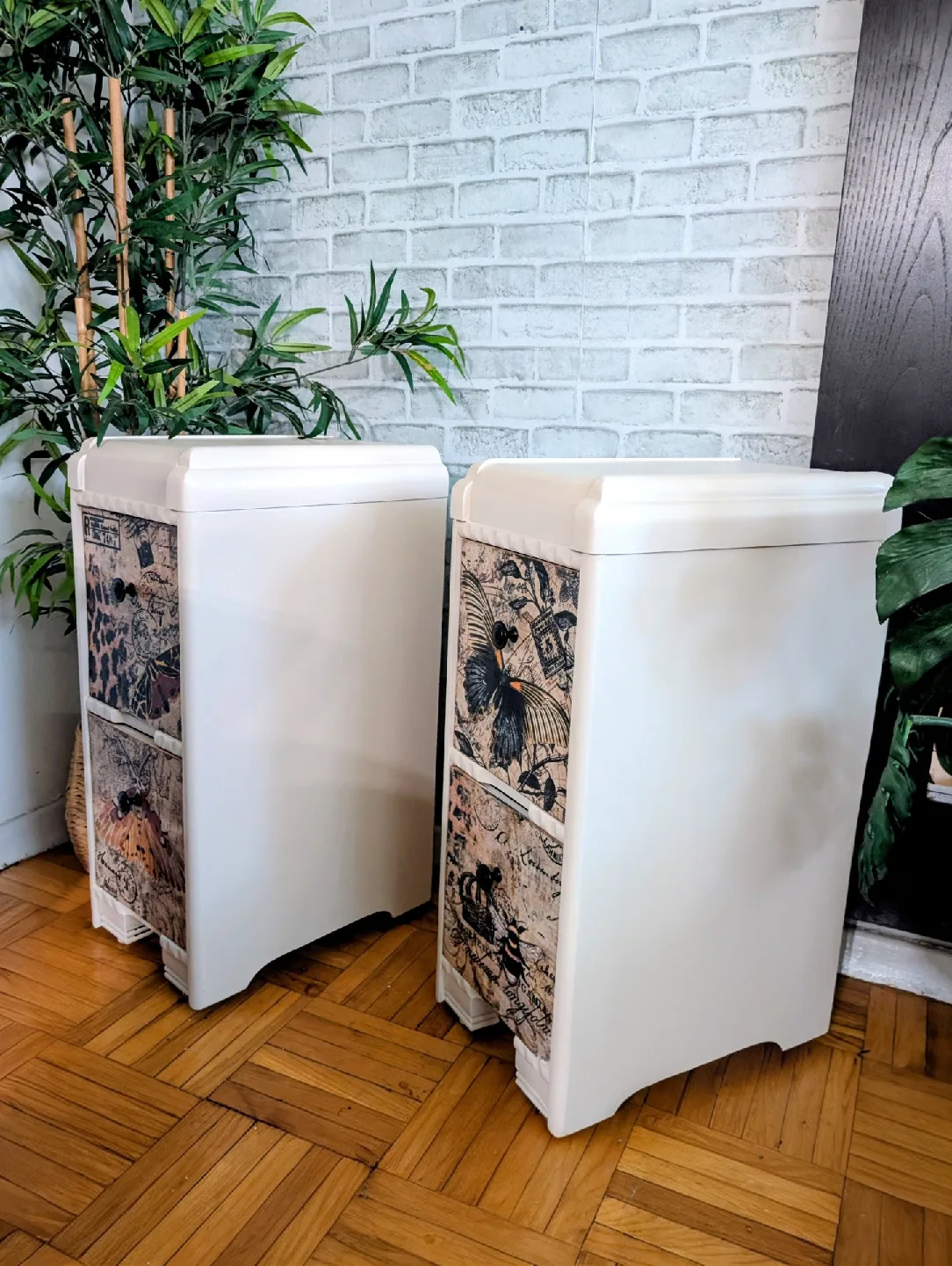 Nightstands - Art Deco 1930s image indicator(5)