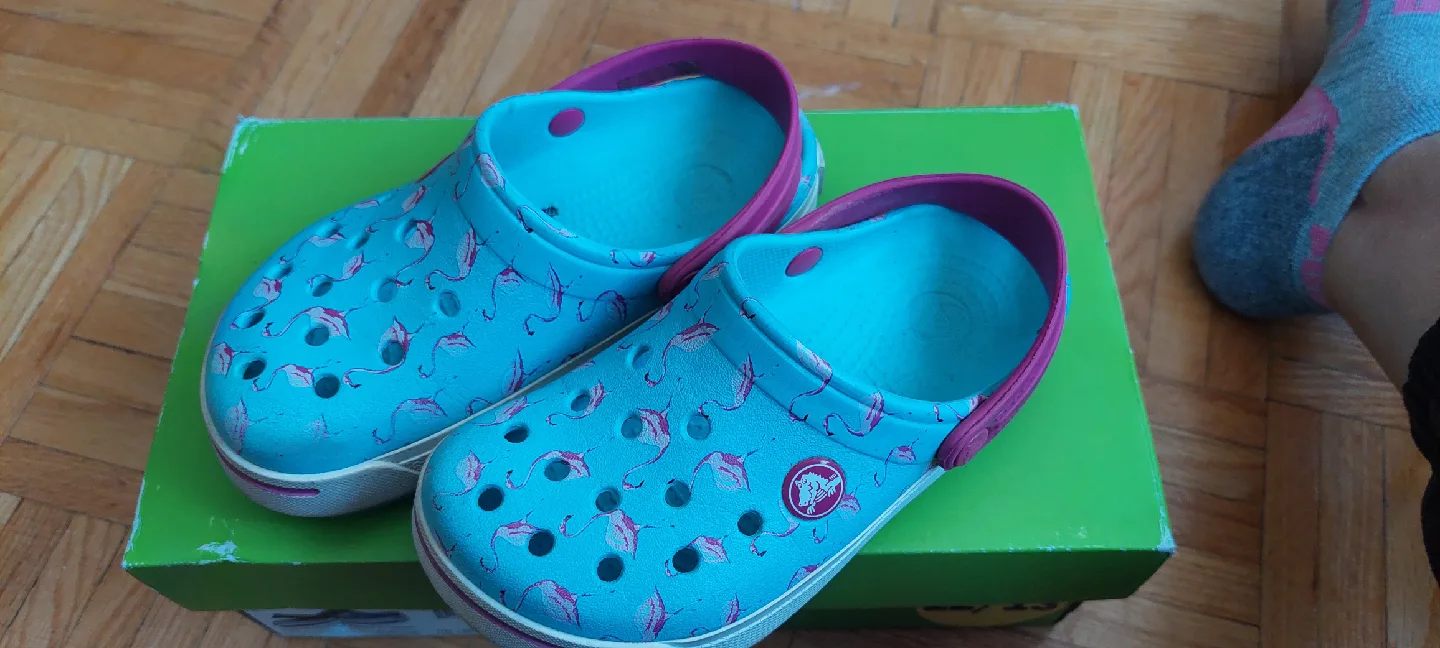 Crocs Kids' Classic Clog, Size 10/11 image indicator(2)