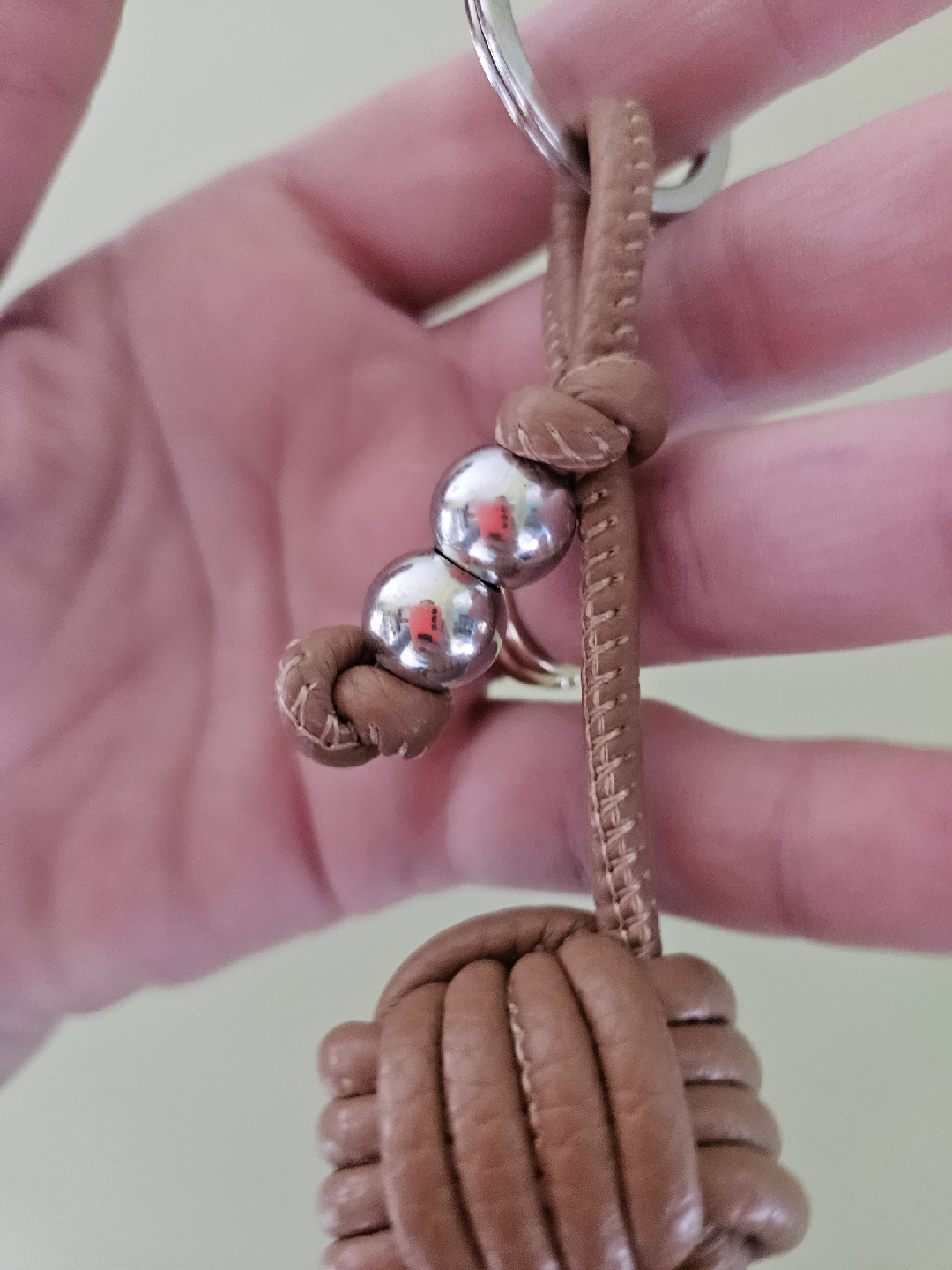 Handmade Leather Knot Keychain - photo 3