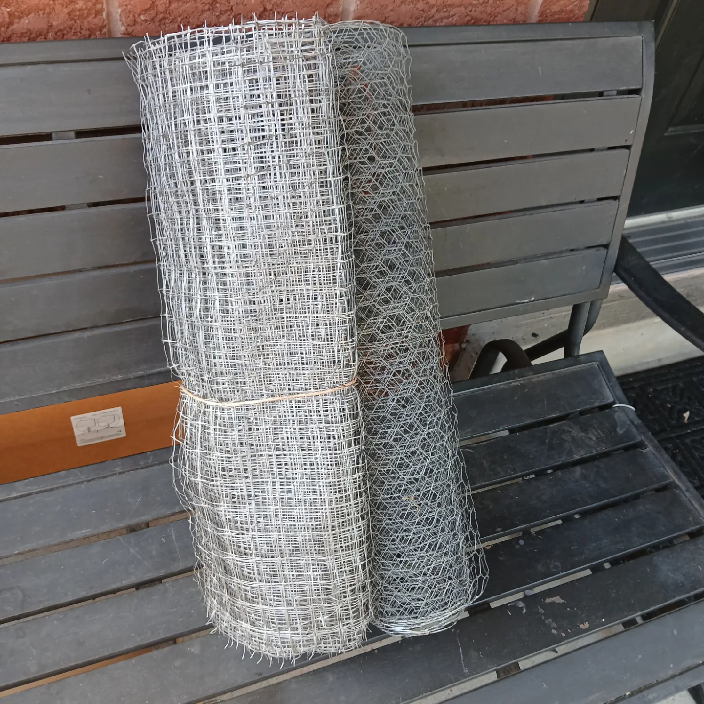 Rolls of Chicken Wire image indicator(2)