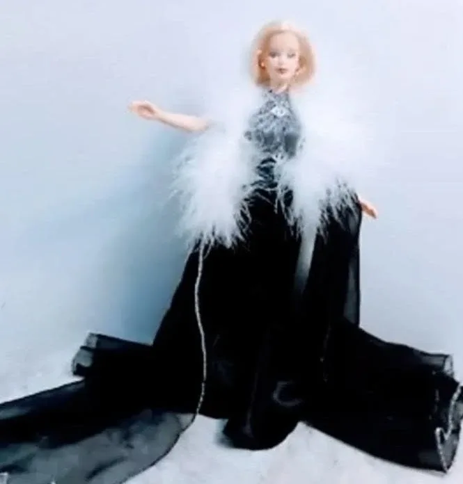 Rare 1930's Steppin' Out Barbie Doll Collector Edition. image indicator(9)