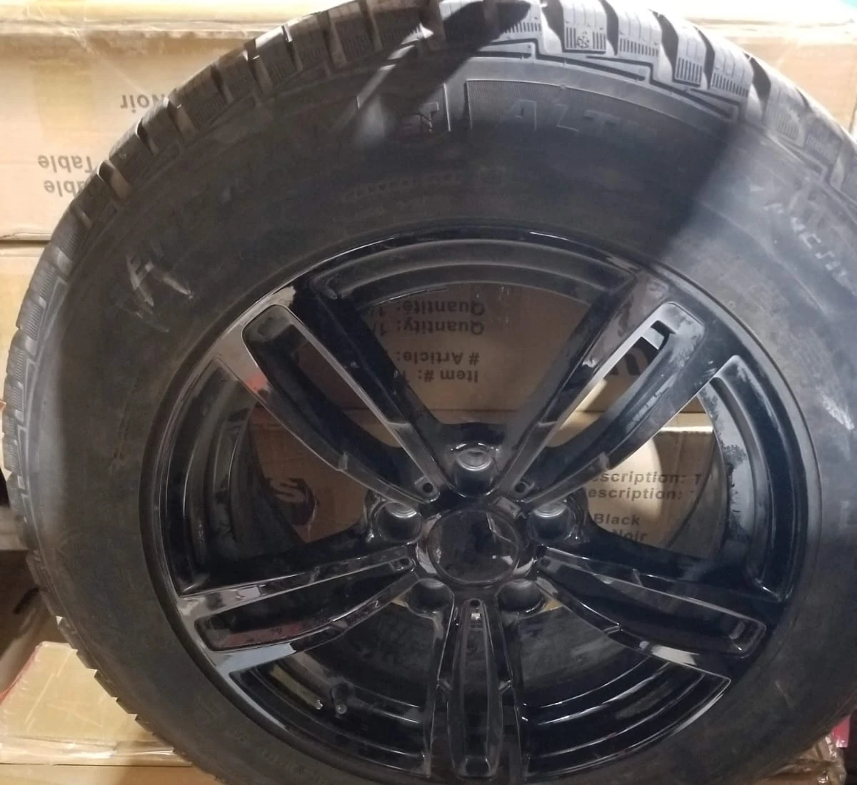 Black Tire and rims